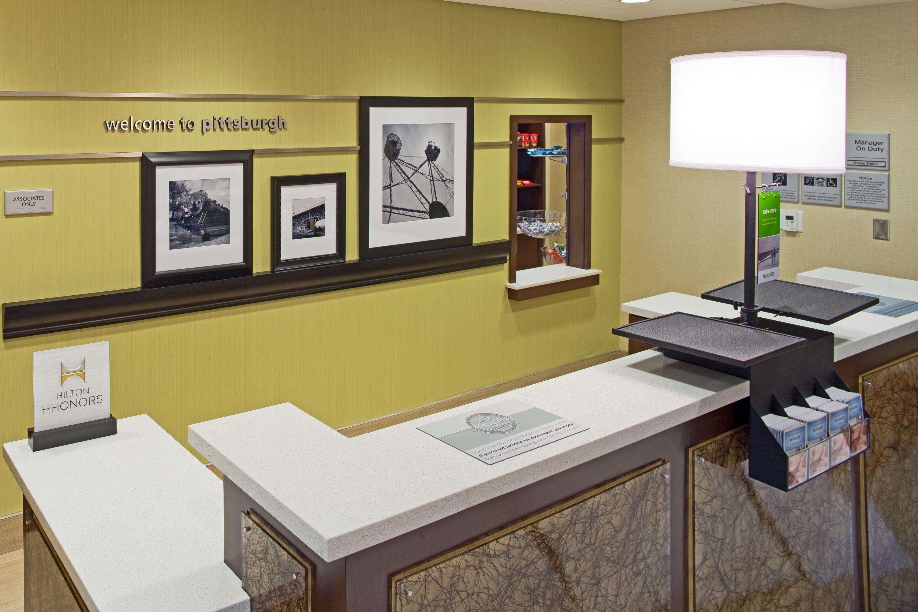 Hampton Inn & Suites Pittsburgh Waterfront West Homestead Eksteriør billede