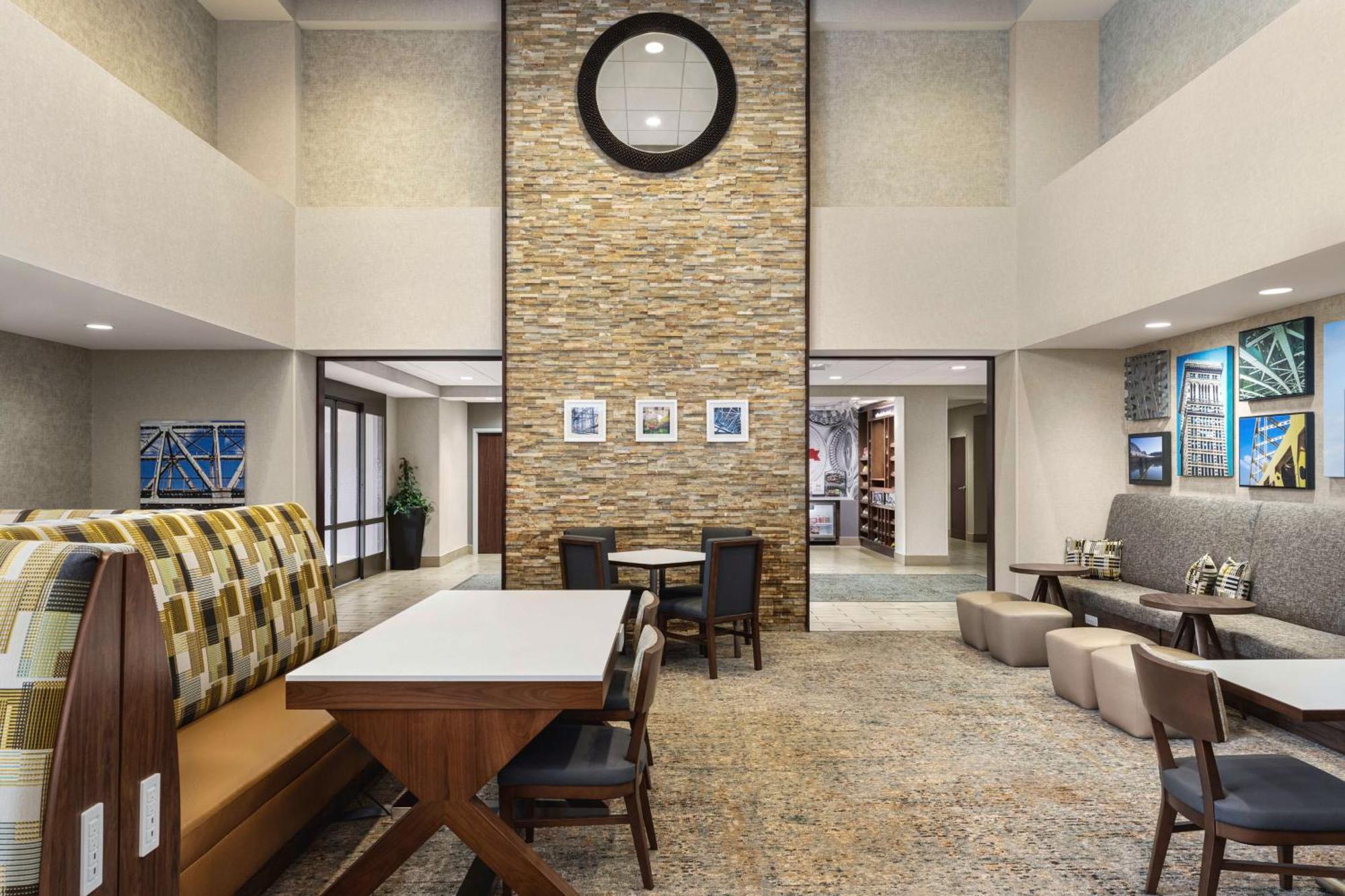 Hampton Inn & Suites Pittsburgh Waterfront West Homestead Eksteriør billede