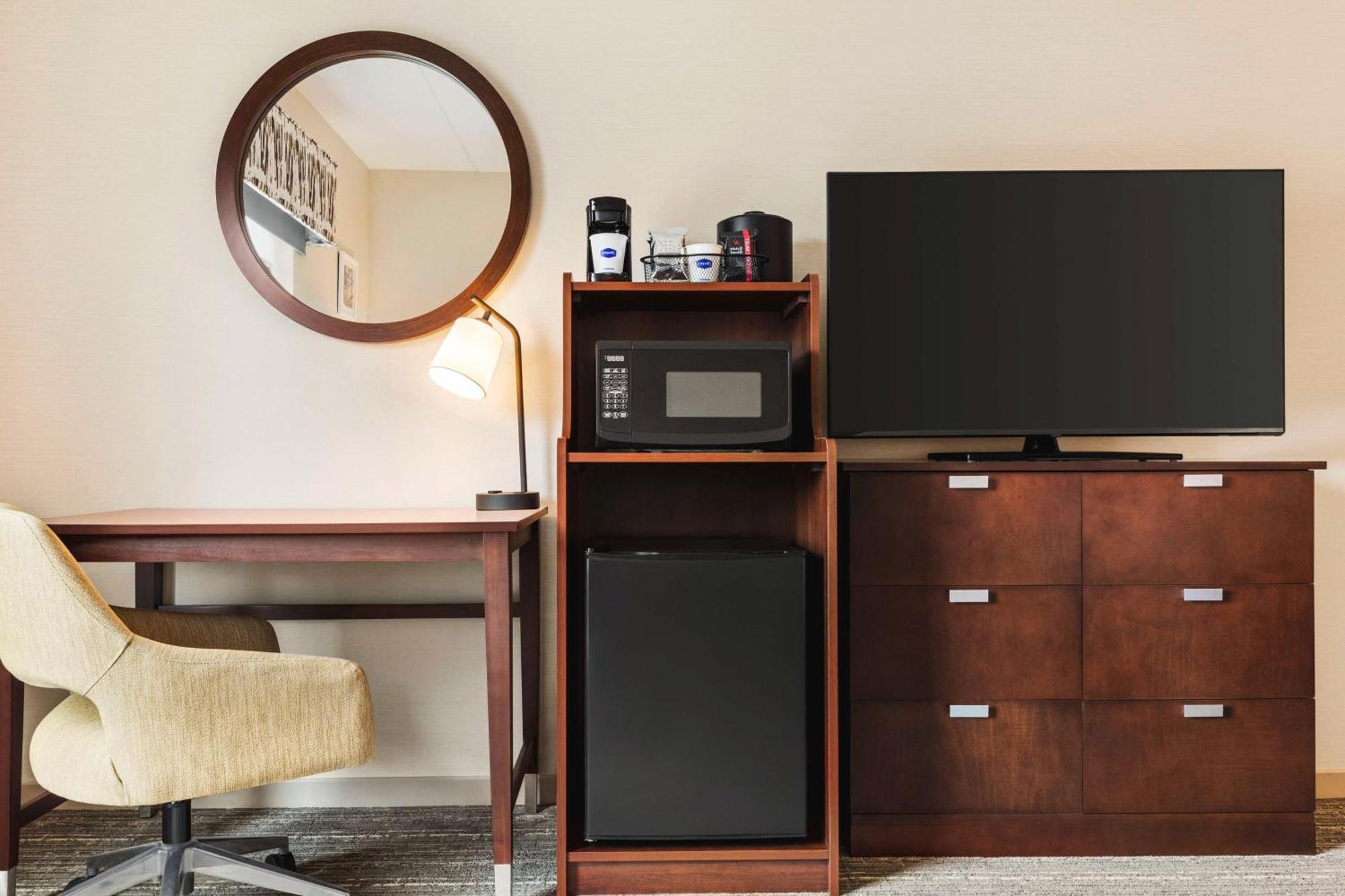 Hampton Inn & Suites Pittsburgh Waterfront West Homestead Eksteriør billede